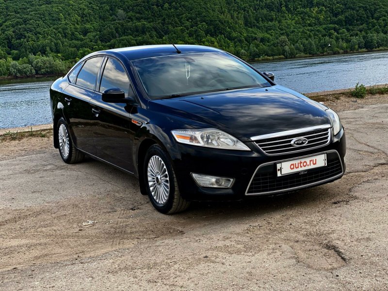 Ford Mondeo 2010 седан