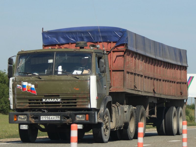 КАМАЗ 54112 армейский