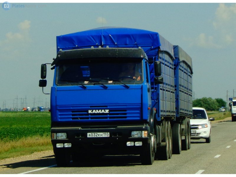 КАМАЗ (26), х095ра116