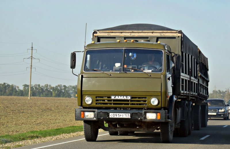 Самосвал КАМАЗ 65201-26012-73