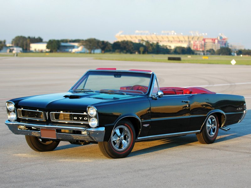 Машина Pontiac GTO 1967
