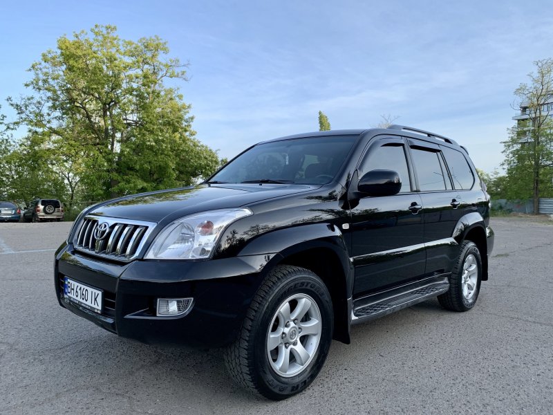 Toyota Land Cruiser Prado 120 v8