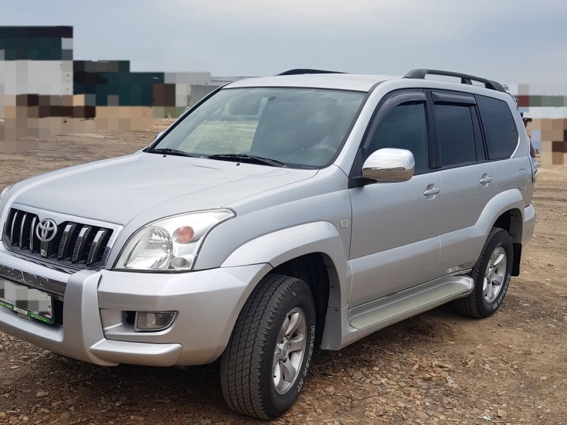 Toyota Land Cruiser 120 2009