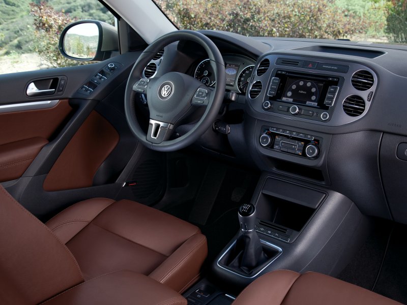 Volkswagen Tiguan 2014 салон