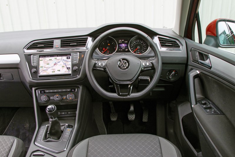 Volkswagen Tiguan салон механика