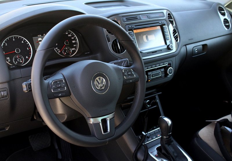 Volkswagen Tiguan 2014 салон