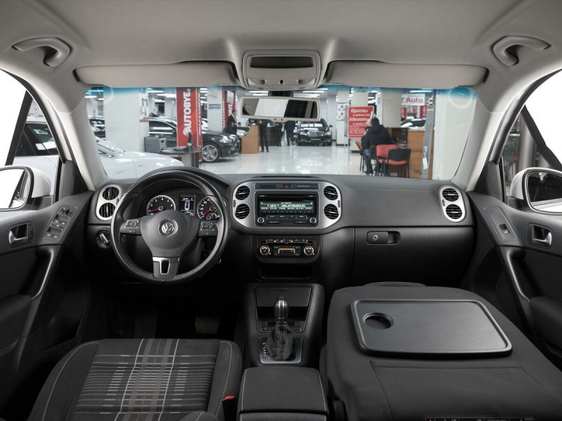 Volkswagen Tiguan 1 Рестайлинг салон