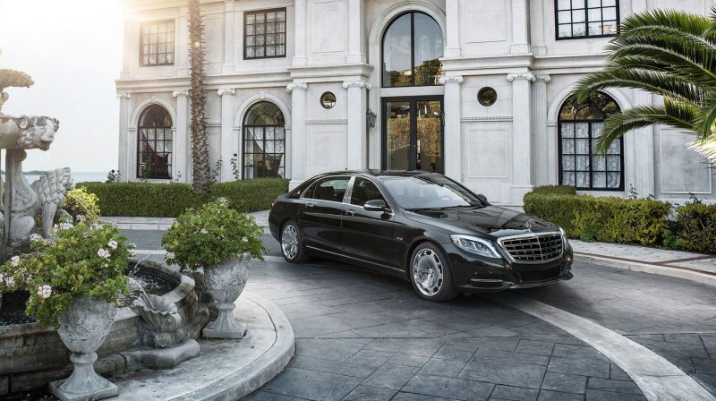 Mercedes Benz w222 Maybach House
