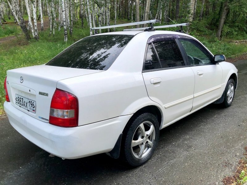 Mazda familia 1.5 at, 2003 универсал