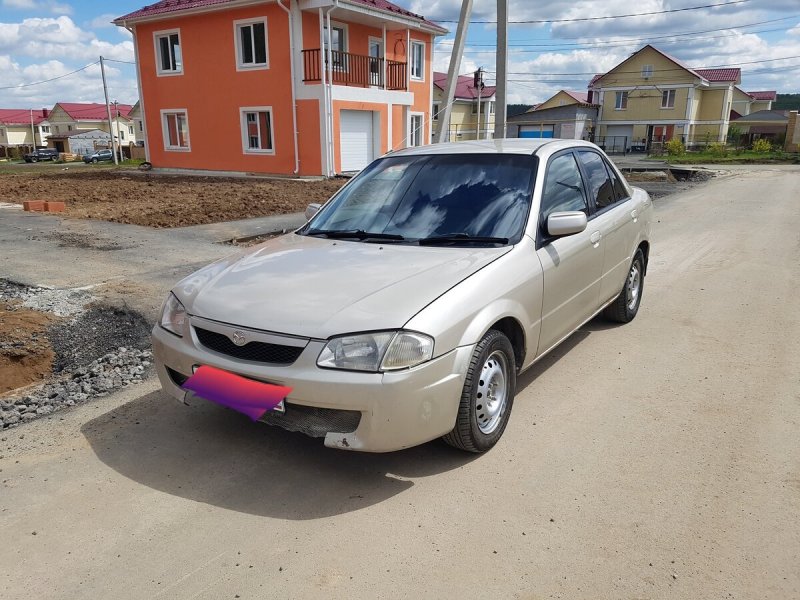 Mazda familia 1999 Rally