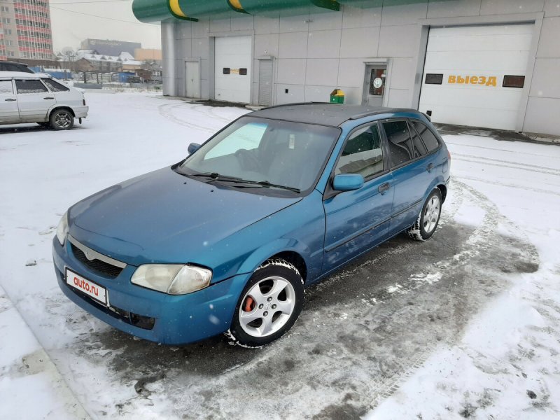 Mazda familia 1999 4wd