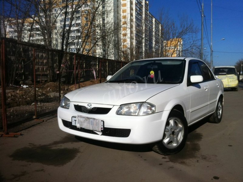 Мазда фамилия 1999 седан