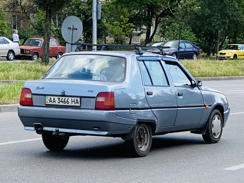 Славута 1103