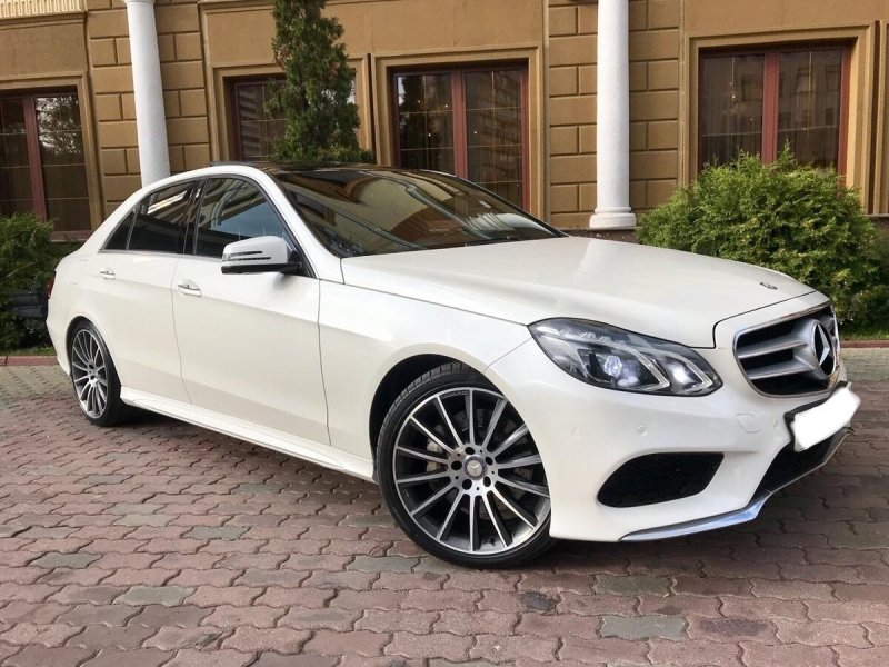 Мерседес w212 Рестайлинг белый