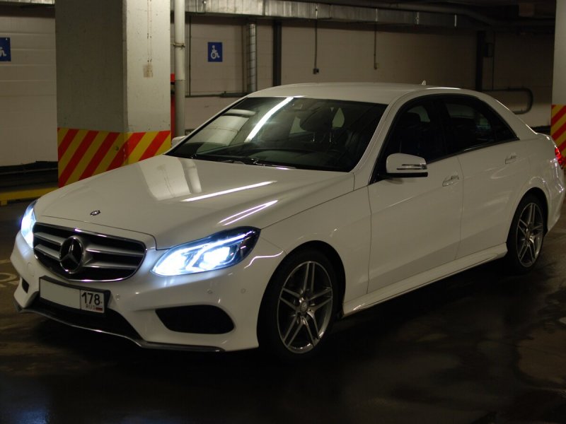 Mercedes e class w212 White
