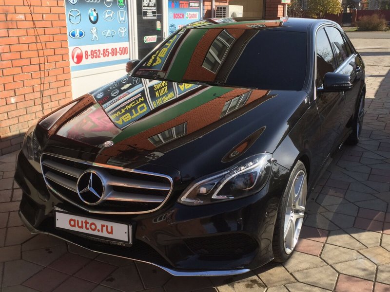 Mercedes e 212 Рестайлинг черный