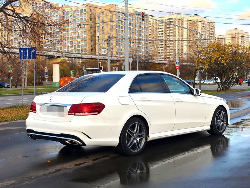 Mercedes Benz w212 белый