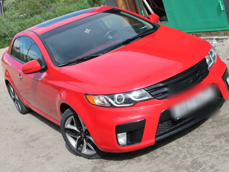 Kia Cerato 2012 купе