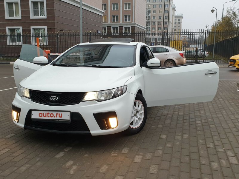 Kia Cerato 2011 купе
