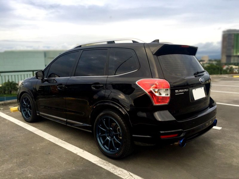 Subaru Forester SJ 2015 черный