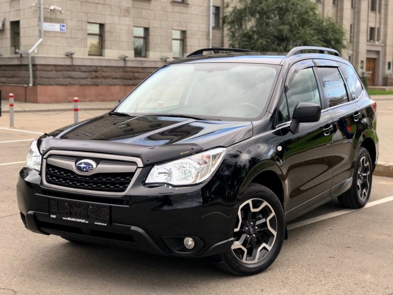 Subaru Forester 2013 черный