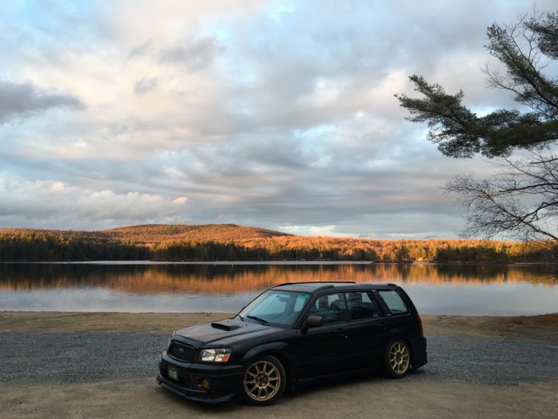 Subaru Forester черный