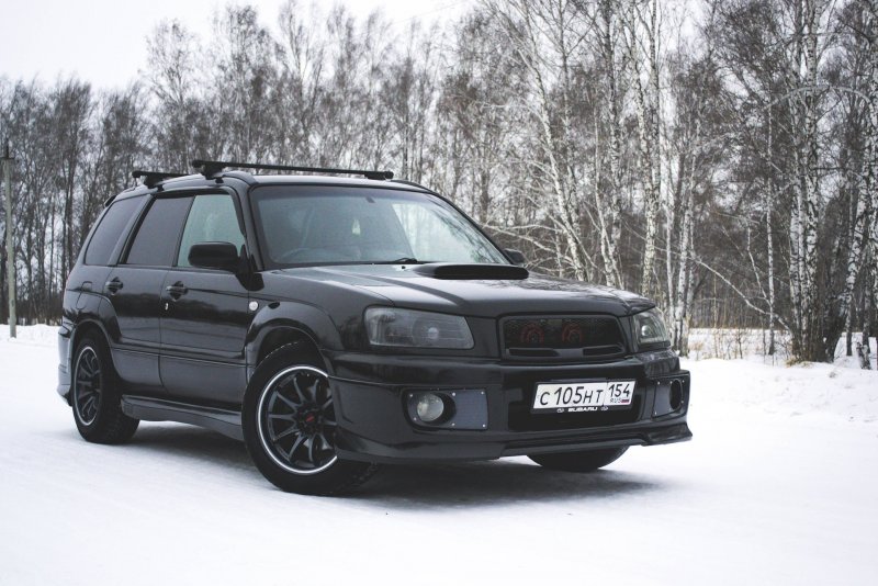 Субару Forester черный