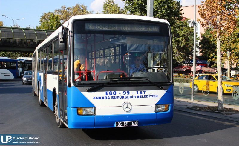 Mercedes-Benz o345