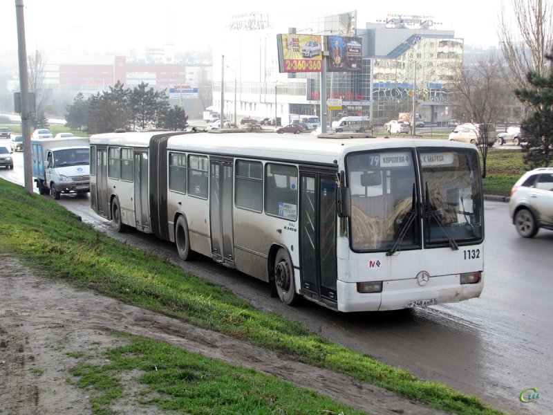 Мерседес o345