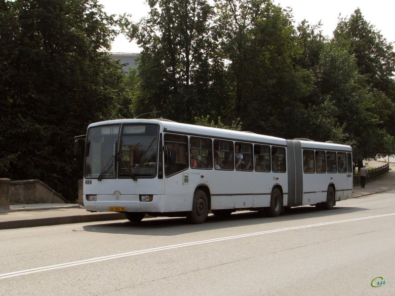 Mercedes-Benz o345