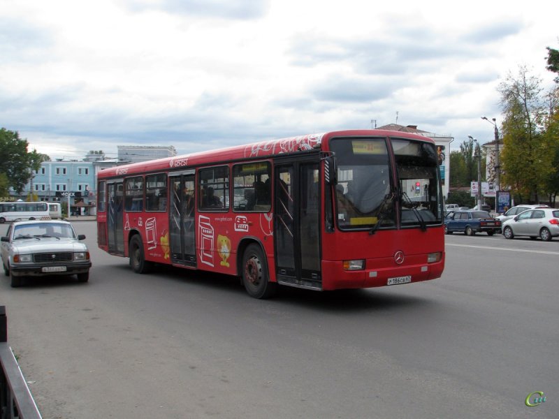 Мерседес Бенц 0345 в Кувейте
