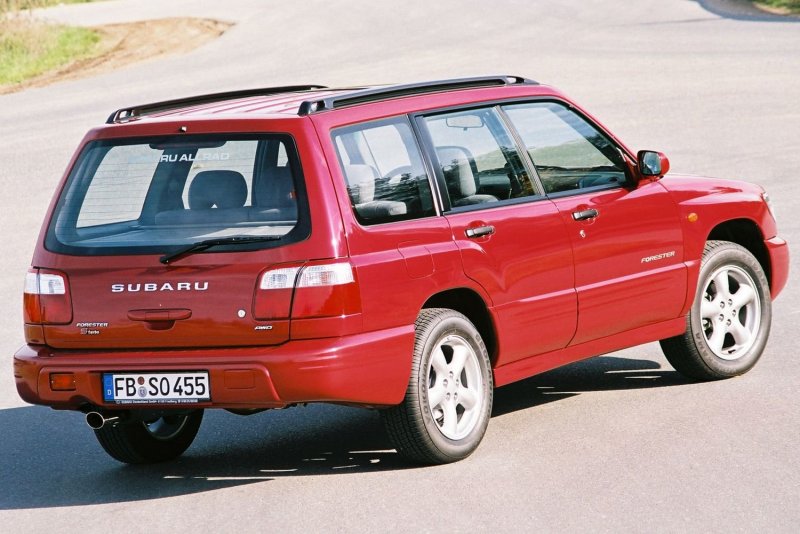 Subaru Forester SF 2000