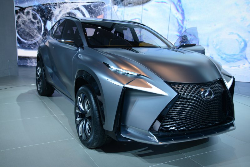 Лексус NX 2021