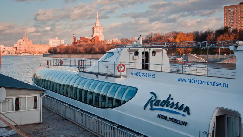 Плавучий ресторан в Москве Radisson