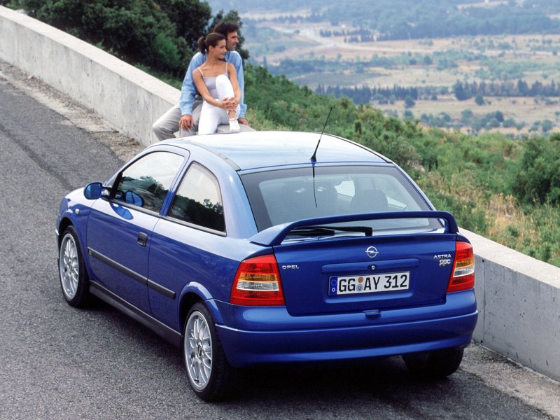 Opel Astra 1999 хэтчбек