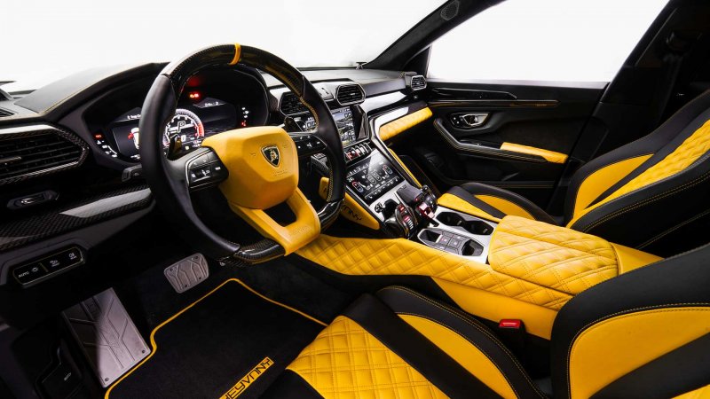 Lamborghini Urus 2019 салон