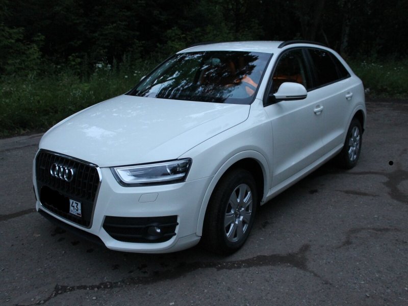 Audi q3 2013 года белая