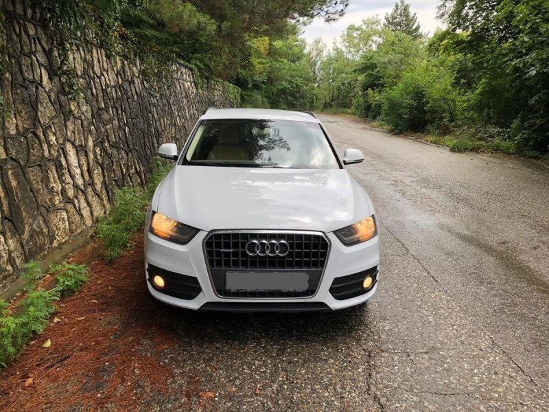 Audi q3 4к белый