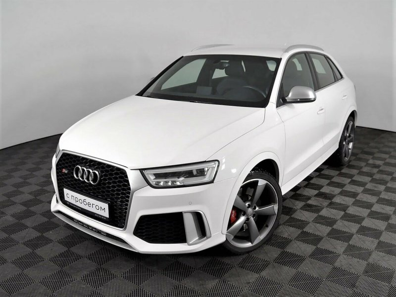 Белая Ауди q3 RS