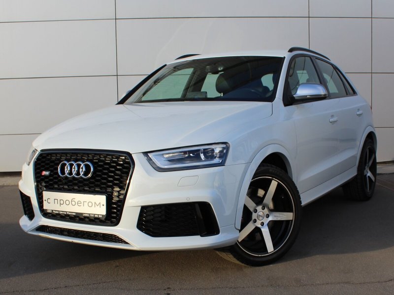 Белая Ауди q3 RS