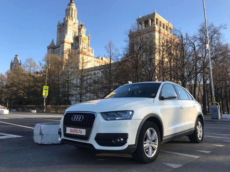 Машина Ауди q3