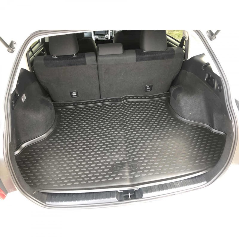 Toyota Corolla Fielder коврик в багажник