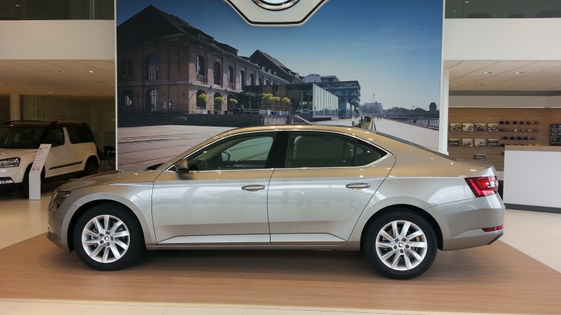 Octavia 2021 Cappuccino Beige