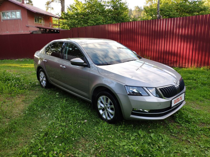 Skoda Octavia a7 бежевая