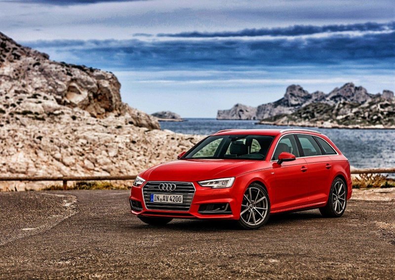 Ауди а4 Авант 2015