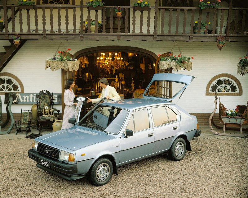 Volvo 340-360