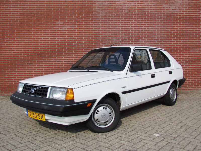 Volvo 340-360