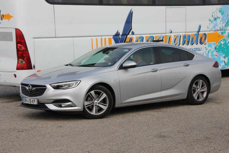 Opel Insignia 2014 белая