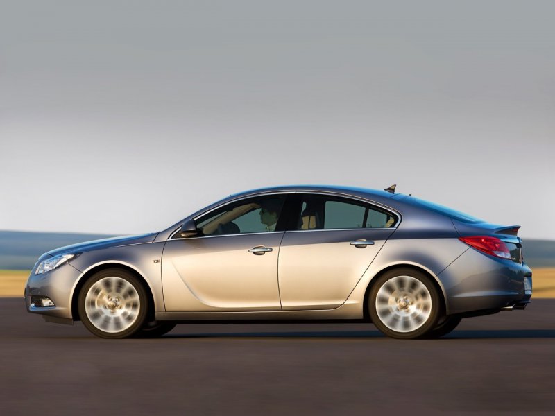 Opel Insignia лифтбек
