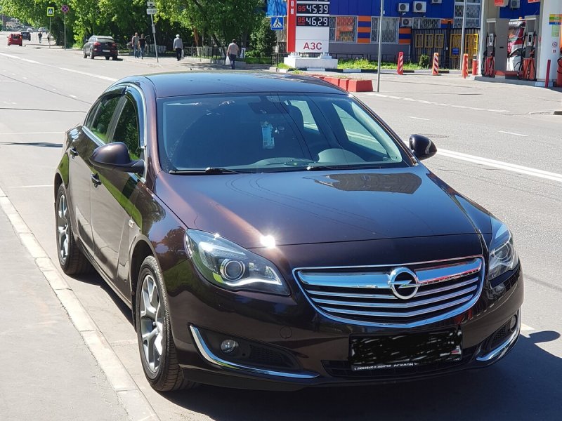 Opel Insignia лифтбек багажник